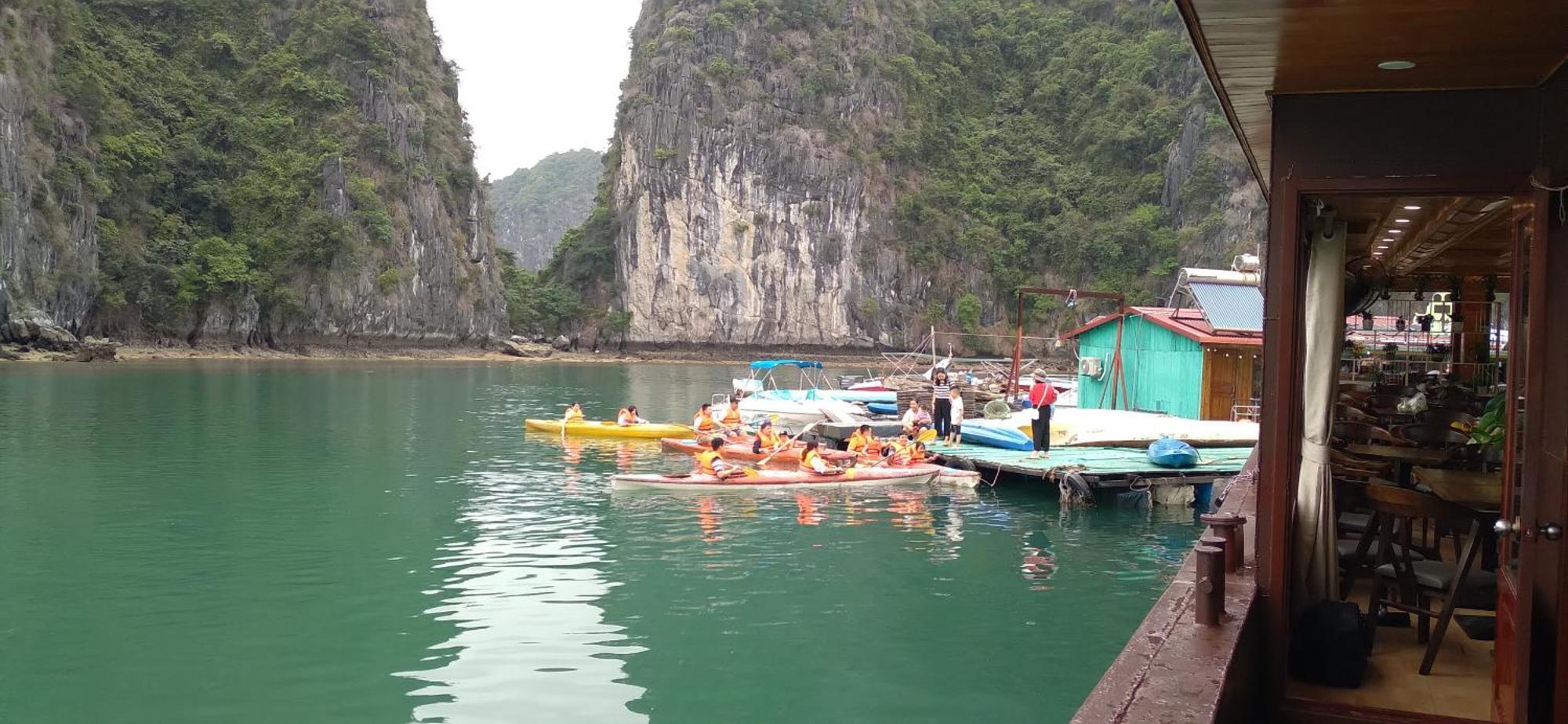 Cat Ba Victory Hostel Dong Khe Sau Exterior photo